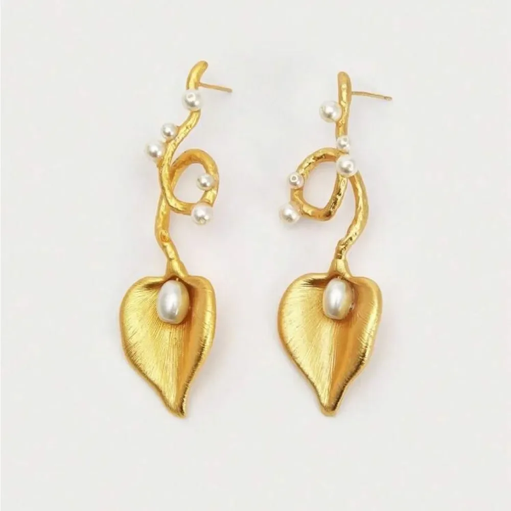 Leaf Pearl Earrings #1883